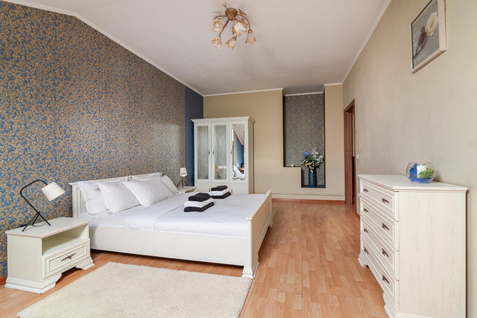 Alfa Apartments Ohiienka 17 2 Львів Екстер'єр фото